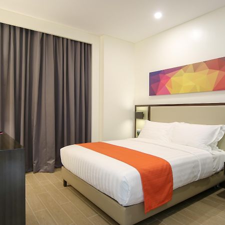 Hotel Lucky Chinatown Binondo Манила Экстерьер фото